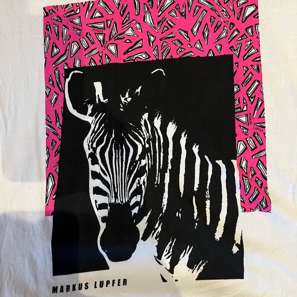 Markus Lupfer Graphic T-shirt - Picture 3 of 4